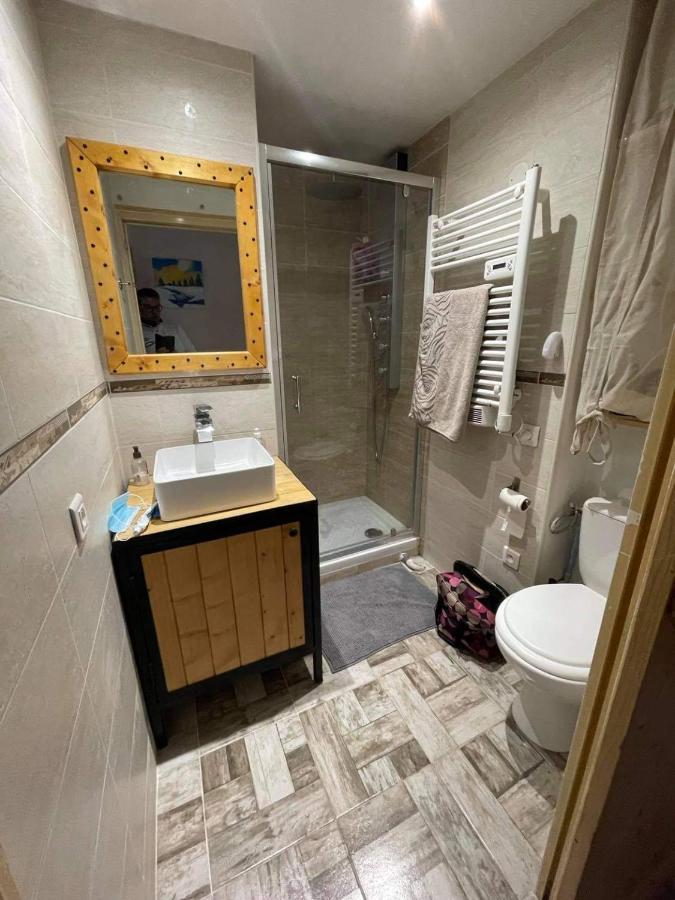 Les Fontanilles Odeillo Chalet 60 Wifi & Parking Gratuit Expose Plein Sud & Plein Pied , Draps & Serviettes De Toilettes Non Inclus, Sabanas Y Toallas No Incluidos Exterior foto